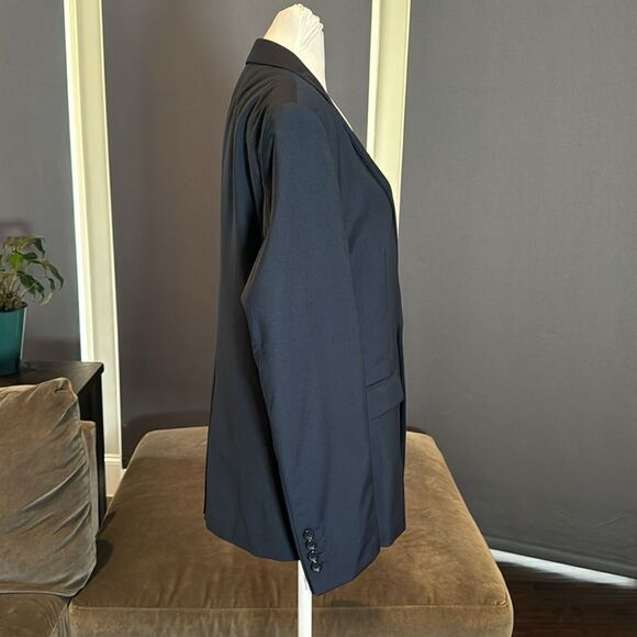 Men’s Mogu Blue 2 Piece One Button Slim Fit Suit Size 36 Jacket 34 Pants NWT - Picture 5 of 13